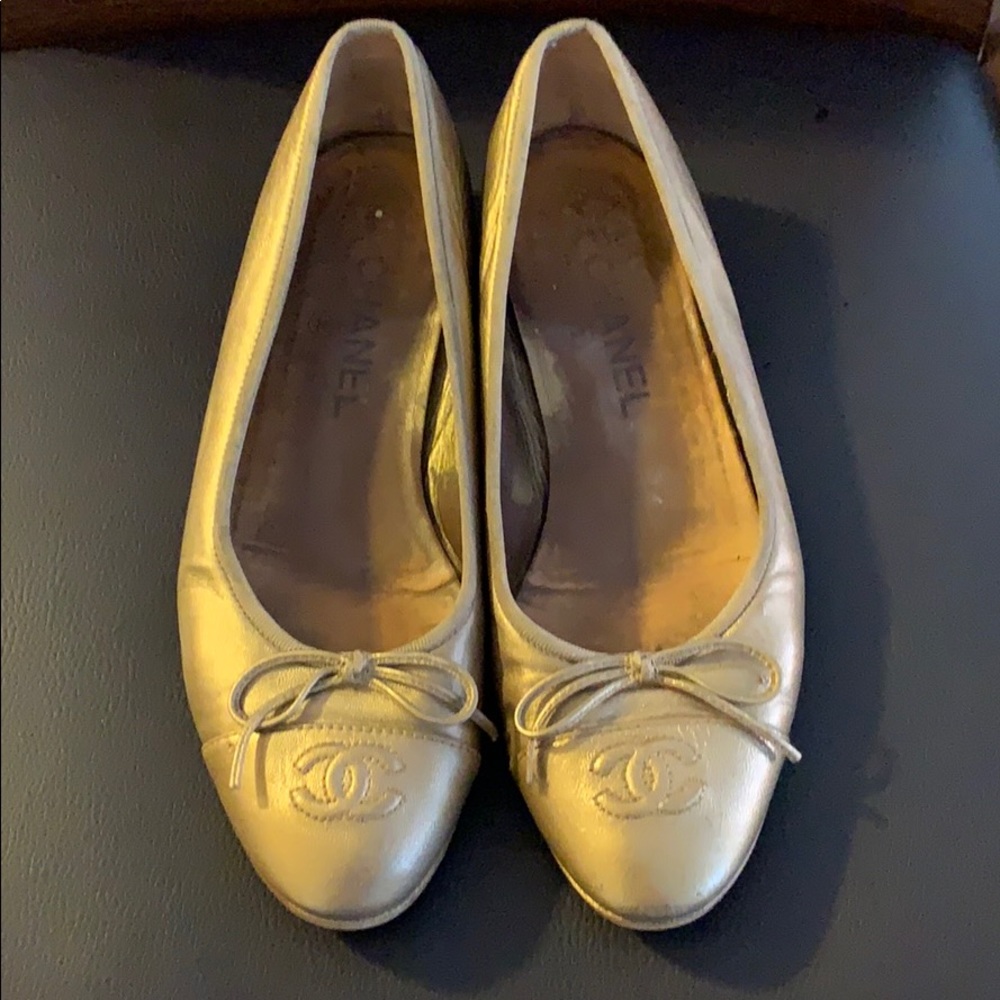 CHANEL BALLET FLATS